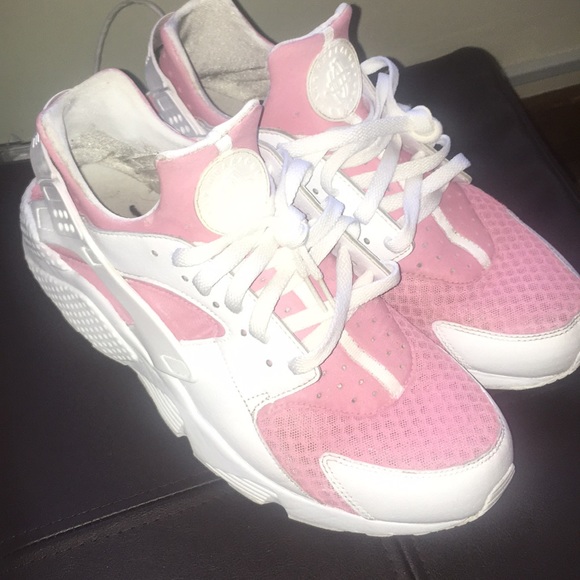 pink and white huaraches